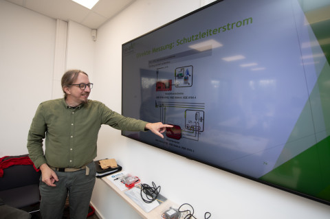 Tagesseminar Pr&uuml;fung von Wallboxen und Ladekabeln mit IT 200, EV 3-2, EV 3-3, MA EV 1, ST 755+, ST 760+ / 04.02.2027